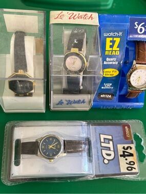 Vintage Mixed Lot of 4 Watches Le Watch Ladies Mother of Pearl